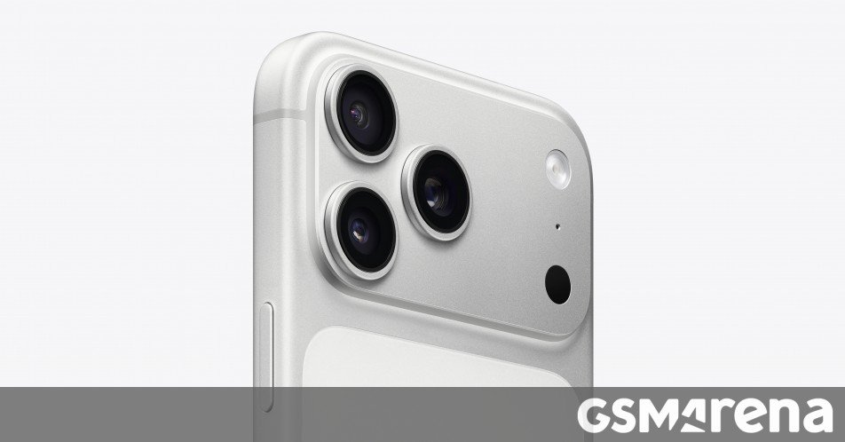 iPhone 17 Pro Max pre-order delivery in the US slips to October