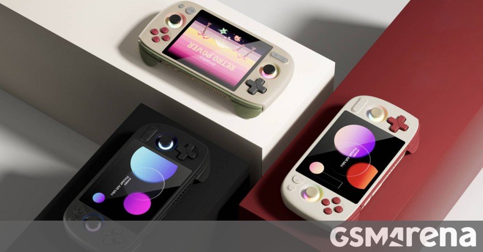 Ayaneo’s new Android-based Pocket Air Mini retro gaming handheld has a 4:3 display