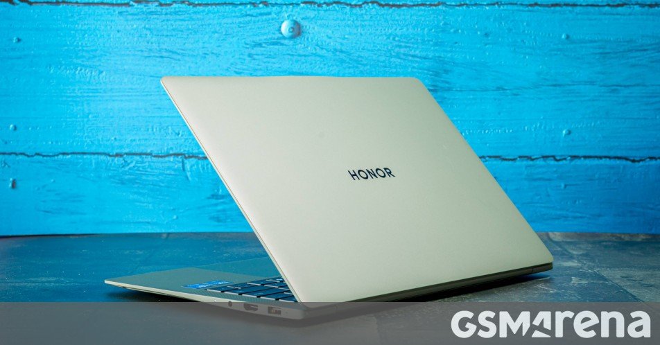 Honor MagicBook Art 14 2025 Intel Core Ultra 7 255H review