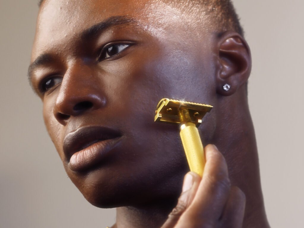 Gold Safety Razor Tried-and-True Unisex Design on Gadget Flow