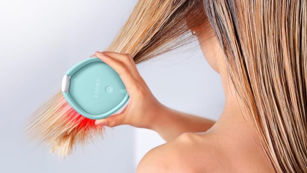 Foreo FLIP Play targets scalp health & reduces breakage