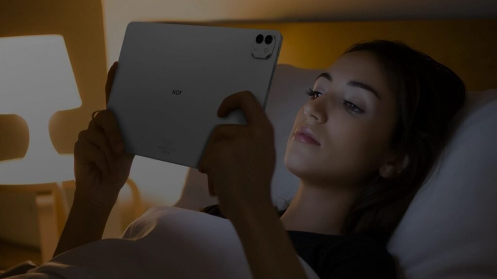 HONOR MagicPad3 features an eye comfort display!