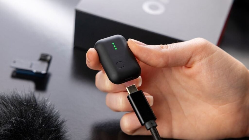 Zoom Instamic Pro Plus C records 32‑bit float audio anywhere!