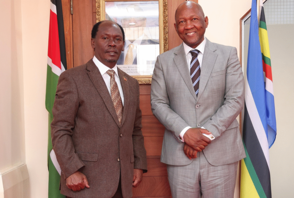 Kenya Strengthens Private Sector Collaboration to Expand 100,000km Fibre Network and Public Wi-Fi Access