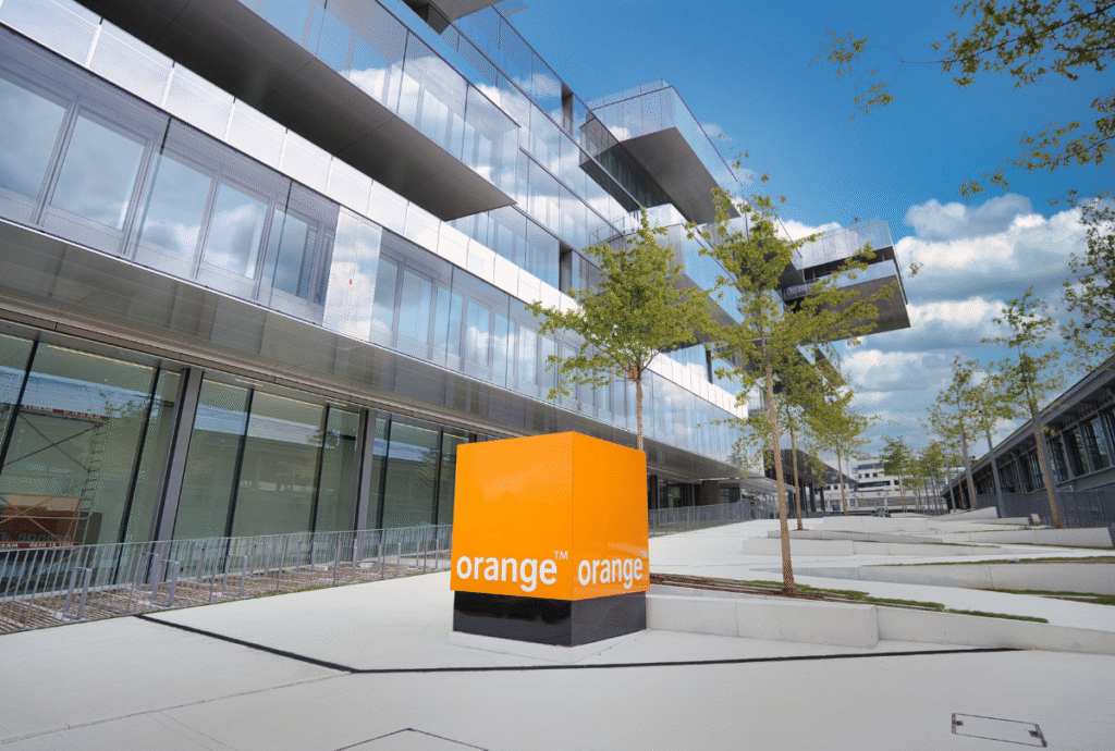 Orange Completes €5 Billion Bond Offering Amid Strong Investor Demand
