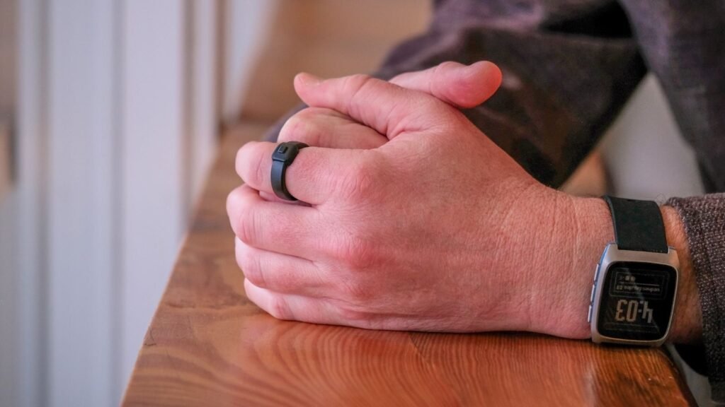 Pebble Index 01 saves thoughts before you forget them!