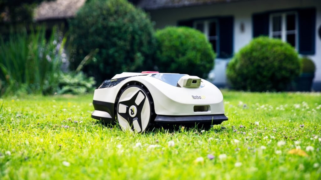 Raccoon 2 SE Robot Lawn Mower