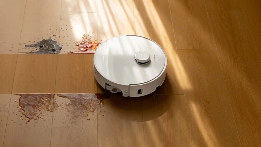 Roborock Qrevo Curv 2 Flow has a self-cleaning roller mop