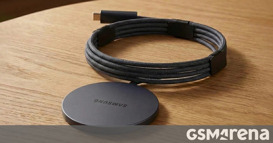 Here’s another look at the upcoming Samsung Qi2 magnetic wireless charger