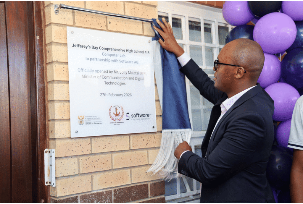 South Africa Expands Coding and Robotics Education at Jeffreys Bay School