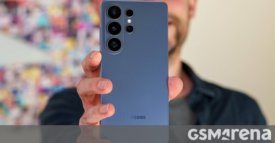 Samsung Galaxy S26 Ultra goes through durability testing, see if it bends