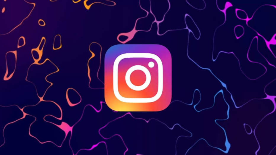 Instagram Launches its New “Instants” Feature