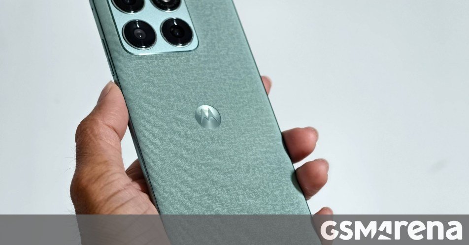 Motorola bumps up the storage on the Edge 70 Fusion
