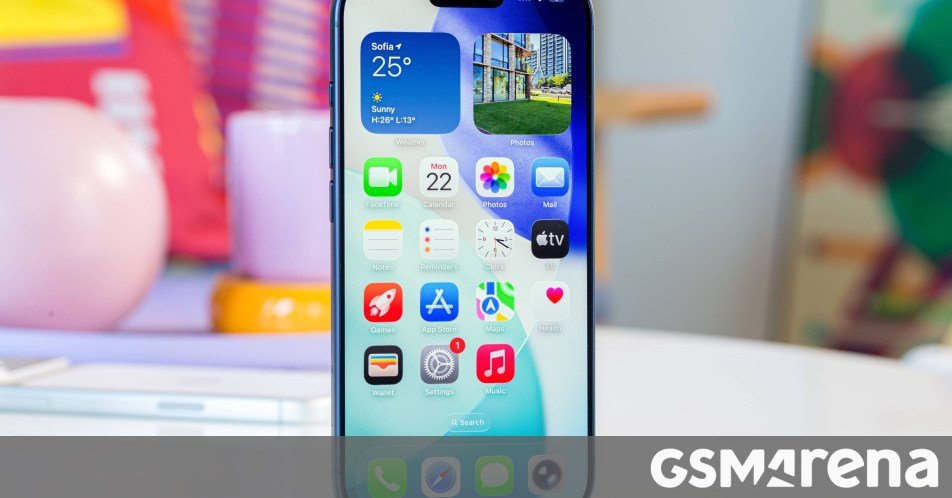 iPhone 20 Pro now rumored to get a larger screen too